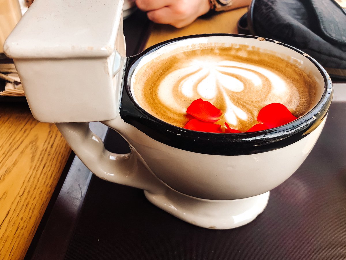 Happy #internationalcoffeeday !! ☕️ ☕️ ☕️ 

Seoul has a lot of interesting places to drink coffee. Our favourite one was the poop cafe where you can drink your latte from a toilet seat 😀 would you visit a place like this? #coffee