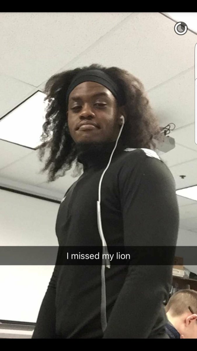 grizzly_video's tweet photo. Is it Throwback Thursday 🤔 @DeonMayes22 @_RL95 @braeden_meyer @Coco_Smoove https://t.co/9v7xbt4yLB