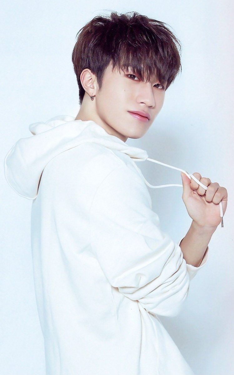 너무나 눈부셔서 이쪽을 보지마세욬ㅋㅋㅋㅋㅋ😹
앗 굿모닝👋~~~