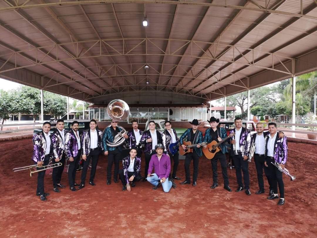 ibarra_karmen's tweet photo. Ya viene esta gran colaboración!!! 🔥🔥🔥#NuevaMúsica @PequenosMusical https://t.co/AqIU83vMTp