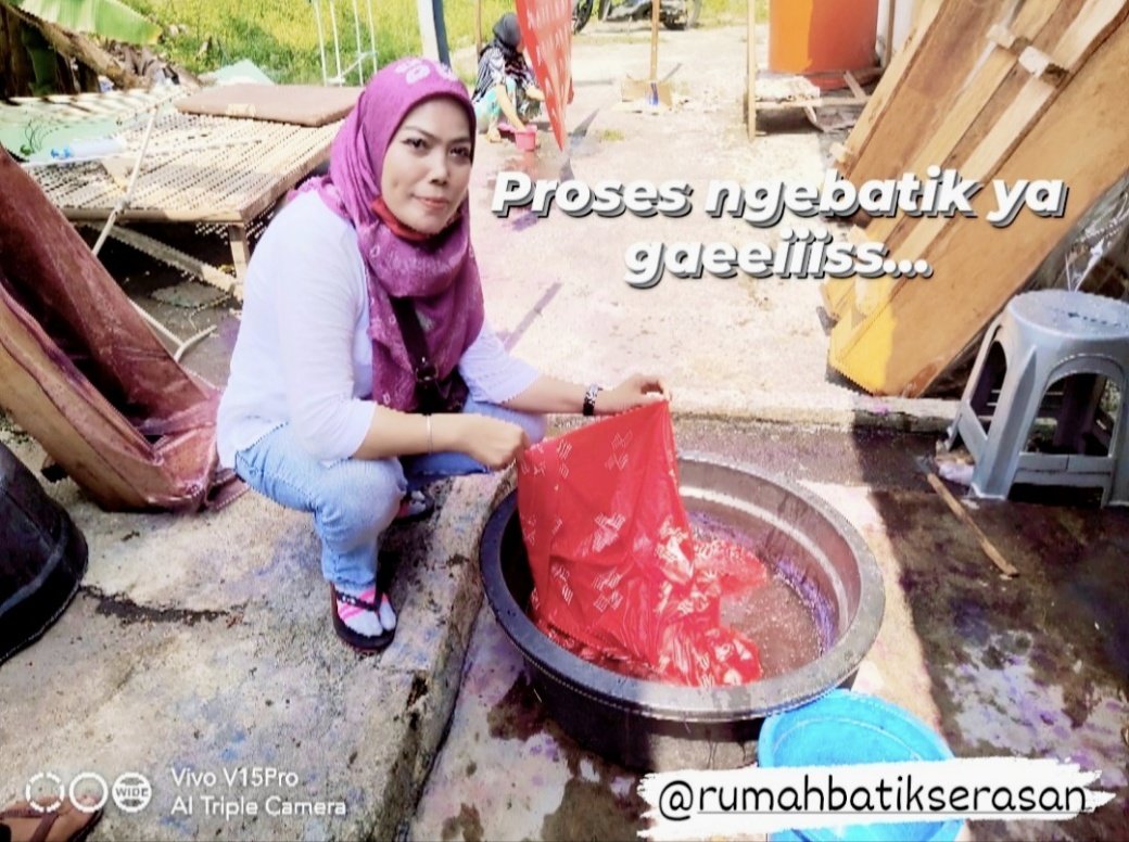 dede130375's tweet photo. #TerbaikTerbatikKemendesaPDTT 
Bangga melestarikan batik lokal mencerminkan rasa cinta tanah air
@jokowi 
@halimiskandarnu 
@malik_haramain 
@imansyukri 
@taufikmadjid71
@fachrilabalado 
@azzameldzikrie
@KemenDesa
@tppkemendes
@zella0602 
#TPPSumsel
#TPPMuaraenim https://t.co/BUV7YPLcNK