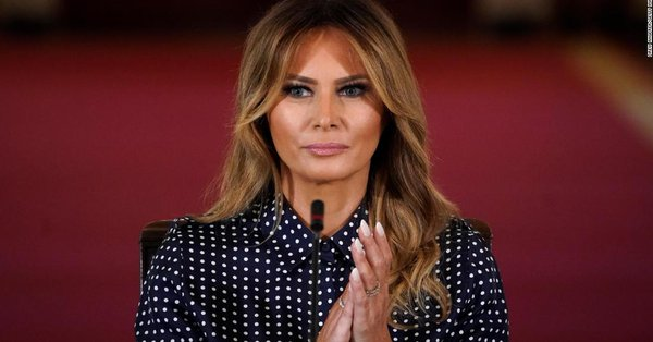 CNNPolitics's tweet photo. NEW: Secretly recorded tapes show first lady Melania Trump's frustration at criticism for family separation policy and her bashing of Christmas decorations https://t.co/XnbOFReeBN https://t.co/Lljp2HlwIK