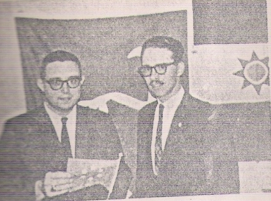 Hoy 01 de Octubre celebramos el Día Mundial de la Vexilología, que conmemora el 59° Aniversario del nacimiento de la Vexilología Moderna 🌐🇺🇳🇨🇱

#WorldVexillologyDay #Vexilología #Vexillology #Flags #Banderas <a href="/flagstudies/">NAVA</a> <a href="/DrapeauxSFV/">🇫🇷 Société Française de Vexillologie</a> <a href="/SEVexilologia/">SEVexilologia</a> @VexillologyI <a href="/j_java_flag/">日本旗章学協会 JAVA</a>