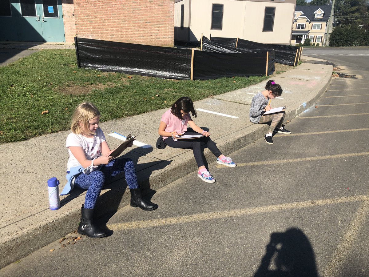 mrsroxbee's tweet photo. Math Mask break with my am cohort!! 😷 😊 #mhssouthport #fpsct #3roxmhs https://t.co/kBsEw9flCL