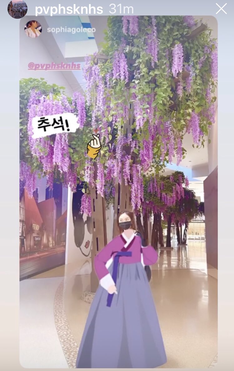 PVPHSKorean's tweet photo. PVPHS Korean students Celebrating #chuseok #creativity #stayconnected TY to #pvphsknhs for organizing. https://t.co/ybGizgySfI