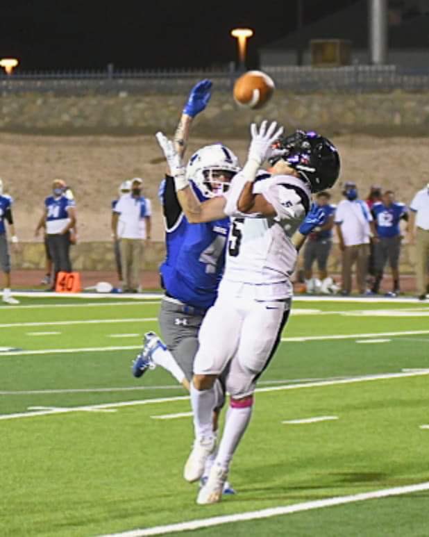 EPSports915's tweet photo. FINAL 
@HorizonHSFB 4️⃣0️⃣
🆚
@BearTVBowie 2️⃣0️⃣

📸 Courtesy @SjEPhotography2 🔥

Powered by @scorestream | @Prep1USA 

#TXHSFB https://t.co/AyRklhRva9
