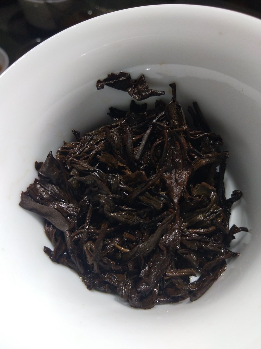The 2020, the fermented bulk tea of “Na Ka”old trees.It’s full of fruity, sugar, and fungicidal flavours.
The taste is mellow, sweet, delicate and soft.
Each cup of it is the ultimate enjoyment, the new teas soup is not clear enough, but it still is a excellent bu