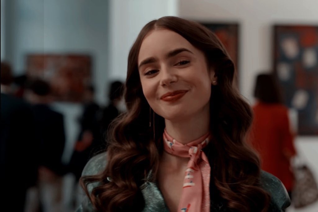 postbadlcollins's tweet photo. Emily in Paris is on netflix ✨ https://t.co/La7Yq2gHew
