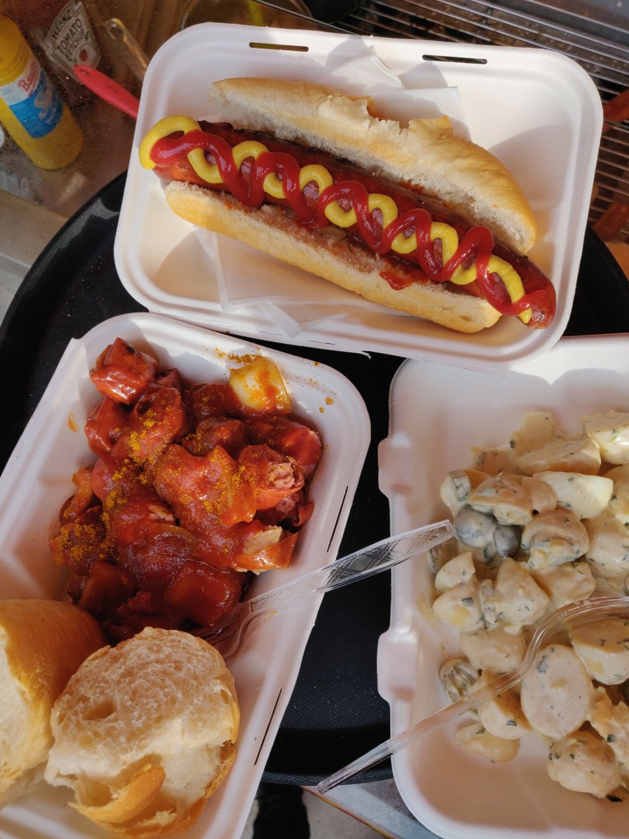 Enjoy the last Oktoberfest weekend at the <a href="/TheBellfield/">Bellfield Brewery</a> with craft beer and our delicious treats! Book your table directly with the brewery!