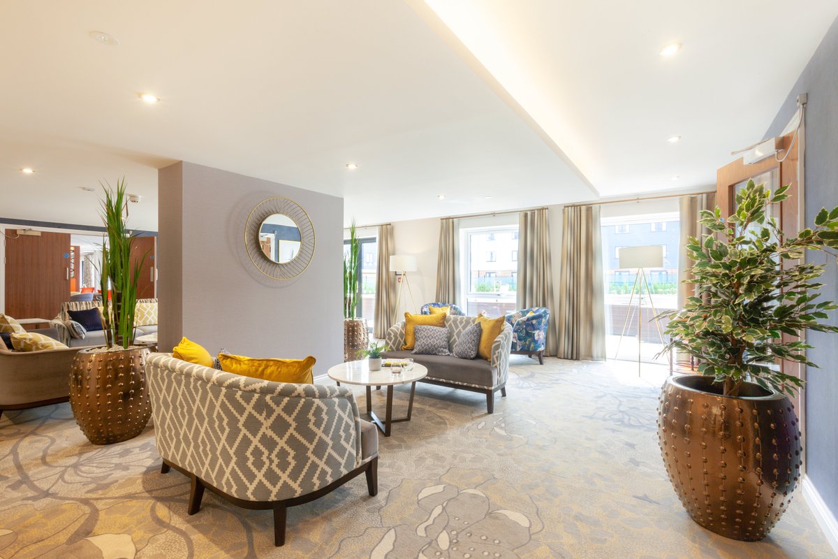 Stunning photo of our Isotta sofas at Birchgrove Sidcup, a beautifully designed assisted living home. Full project details coming soon on our website. View the Isotta collection: bit.ly/33nv58F 

#project #care #contractfurniture #interiordesign