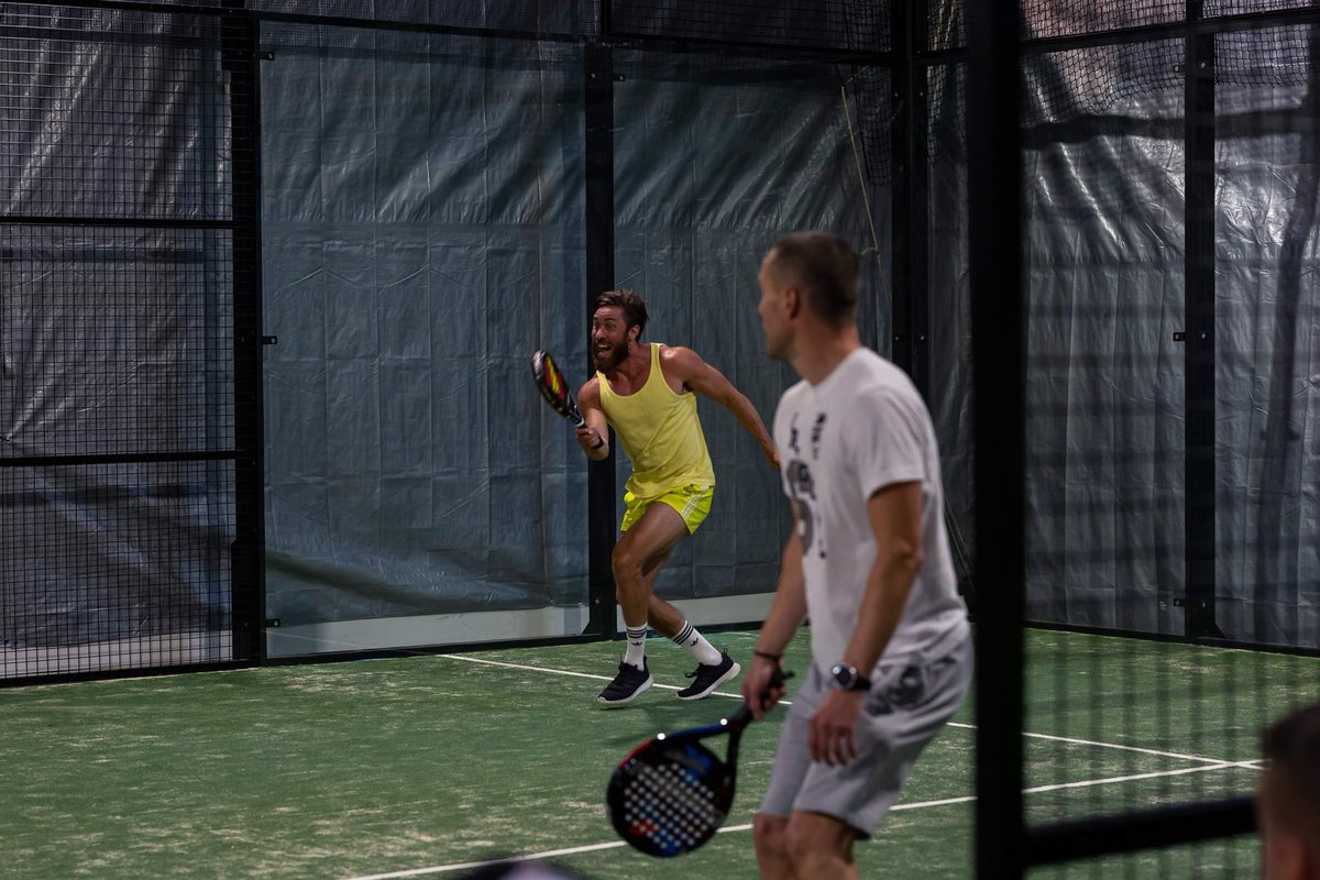 Maailmaturnaus's tweet photo. Ilmoittaudu mukaan Maailmaturnauksen Winter Padel Challengeen. 🎾🤗
Huipputapahtuma pelataan lauantaina 05.12.2020 📅🎉

Nyt myös naisille oma sarja! 🤸‍♀️

Rohkeasti kaikki mukaan 💚💙

#Maailmaturnaus #Padel #PadelFI #PadelFinland https://t.co/CPjtb7i9Lg