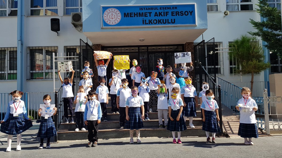 EsenlerAkif's tweet photo. Çocuklarımızı Hayvan Sevgisi ile Büyütelim ki, O Sevgi Tüm Dünya'yı Güzelleştirsin!
Hayvanları Koruma Haftası Kutlu Olsun! 
#sevgiylepaylasiyorum #esenlermehmetakifersoy
@EsenlerIlceMEM https://t.co/xxP49g80kS