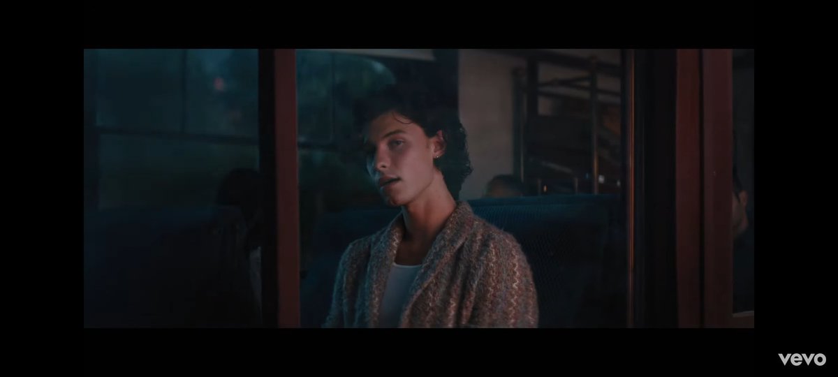 frastronaut_'s tweet photo. La canzone è stupenda e il video altrettanto. Quest'album ci tirerà fuori delle perle assurde e ne sarà valsa la pena aspettare.
SHAWN MENDES È TORNATOO
#WONDER #SM4IsComing #SM4 https://t.co/LnXTmbiDva
