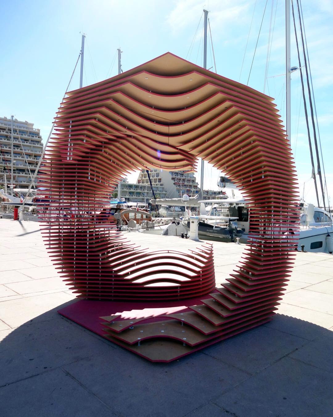 Anamorphic Architecture