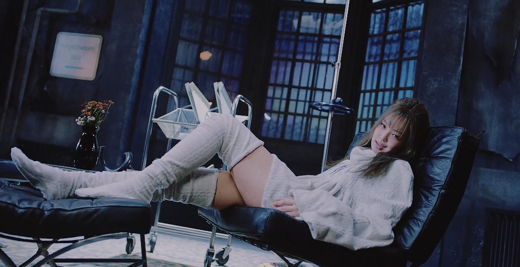 Дженни арсола. Дженни андраде ufc. J e n n i r b. Лиззи зальцман актриса. Свадьба дженни 2015.