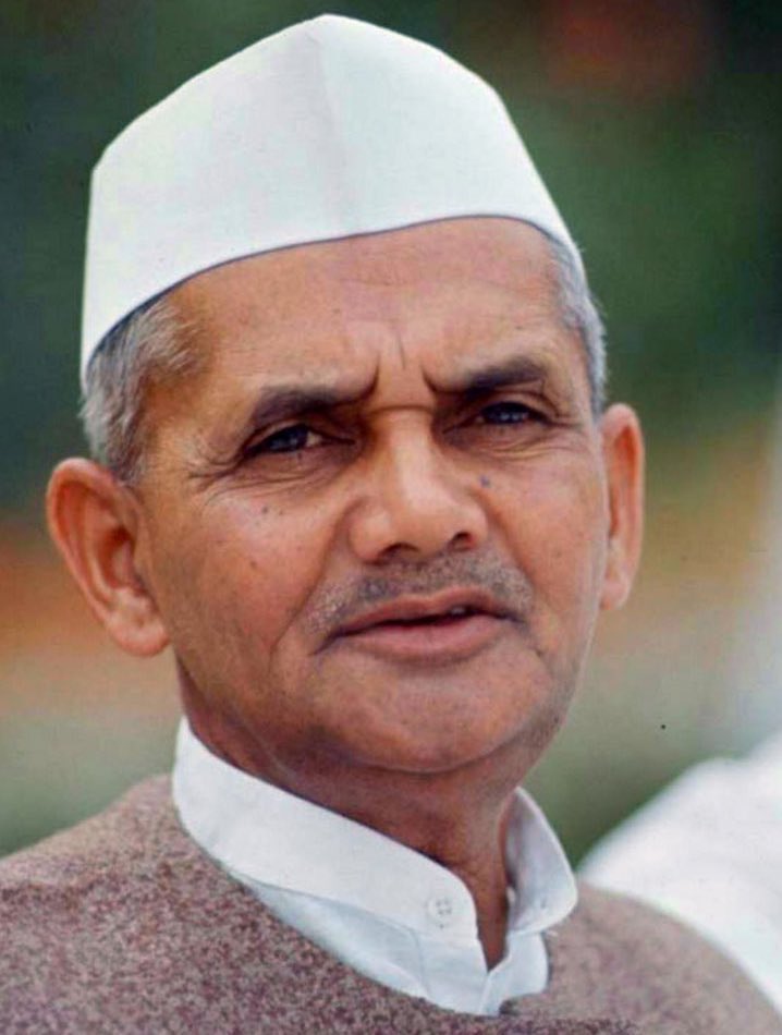 One of the finest Indian Politician, True leader and Bravest Prime Minister of India for me...Remembering Laal Bahadur Shastri on his 116th Birth Anniversary..🙏🏻