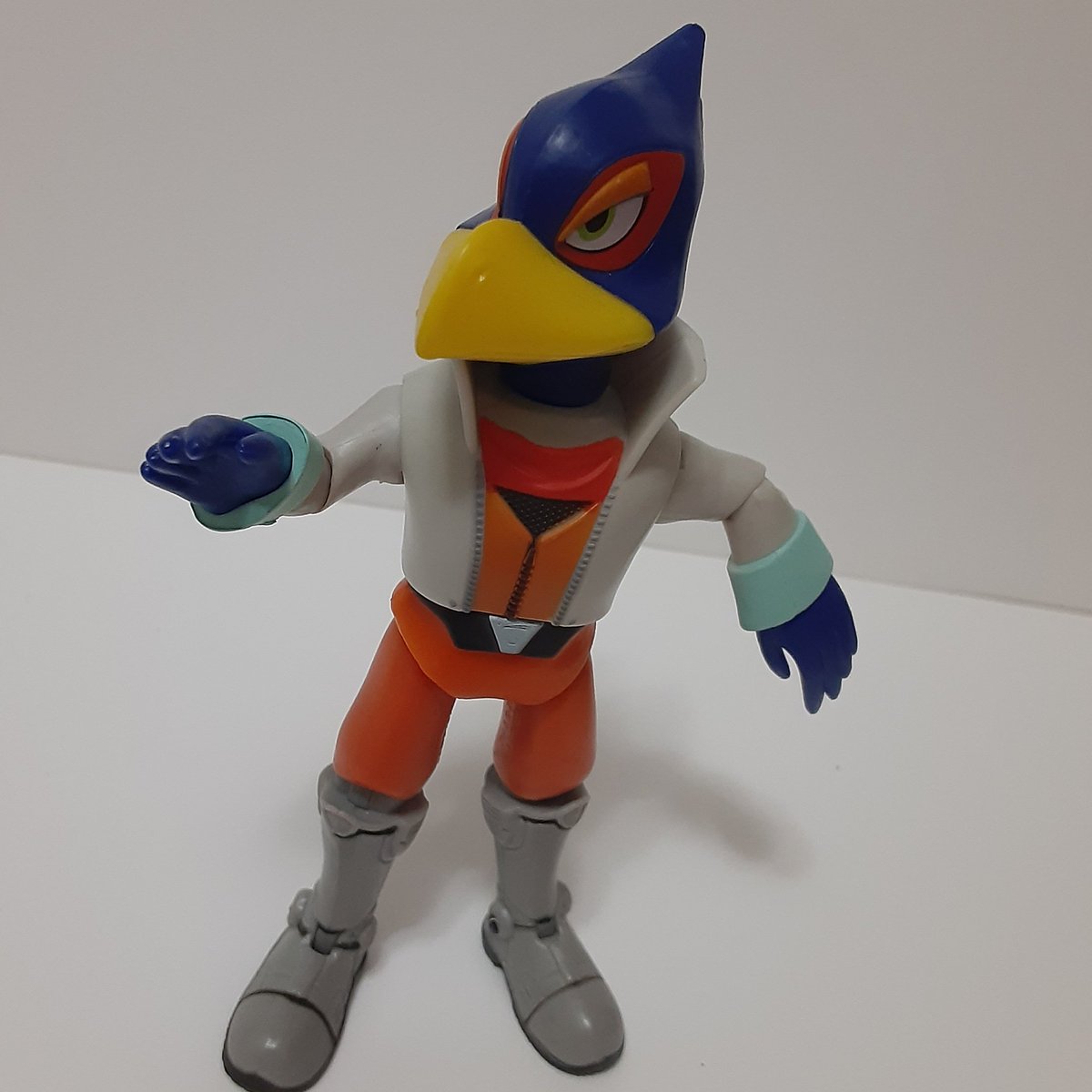 Its midnight!Time for  #Toytober 10-2!World of Nintendo 4' Star Fox Falco Lombardi (2015)This Jakks Pacific figure of the S-Tier Melee staple was so hard to come by for a while for me. Em was able to snag it for my birthday one year when it was weirdly widely available again.