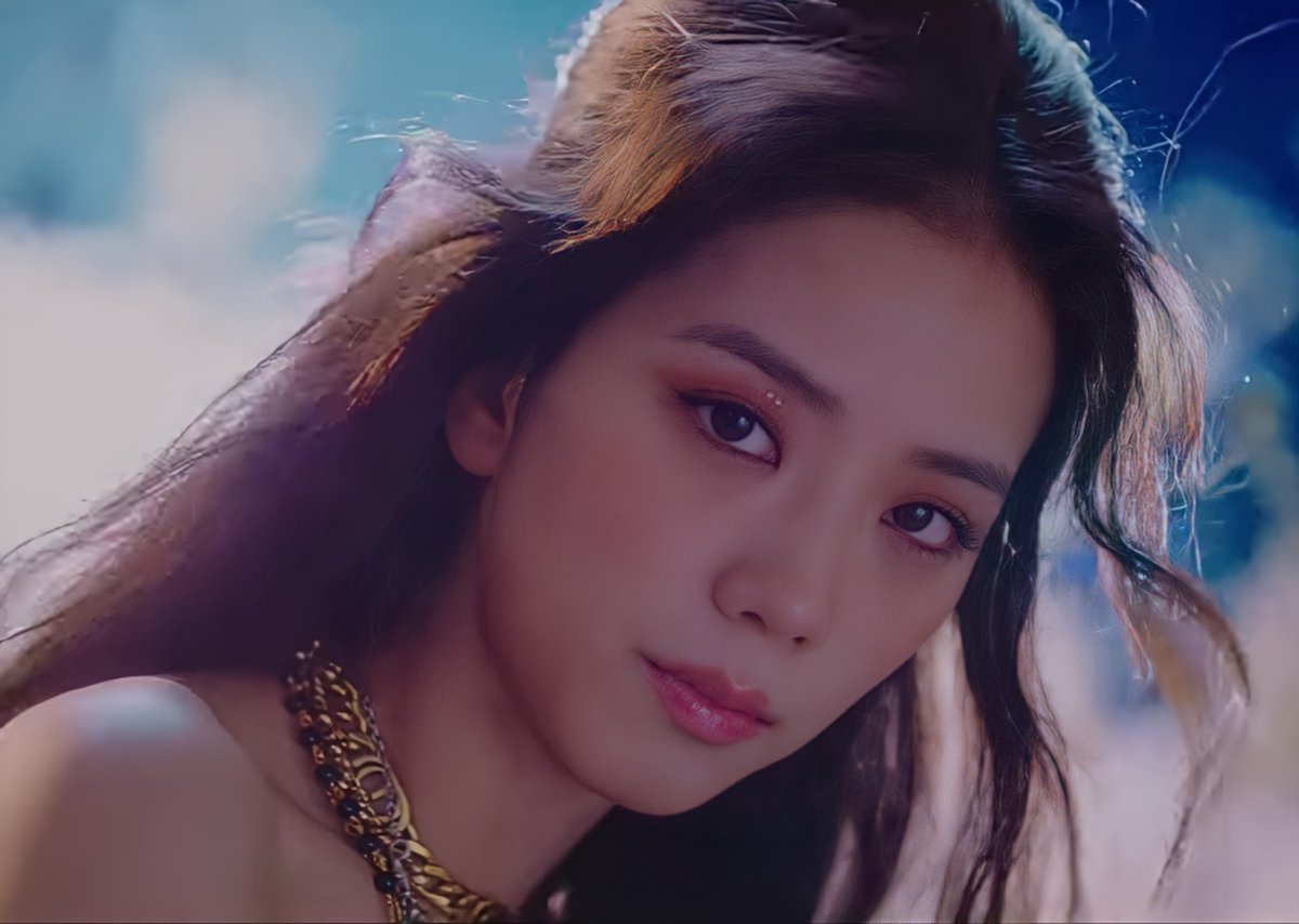 dnxjssx's tweet photo. ES QUE AÚN ME PREGUNTO COMO ALGUIEN TAN BELLO PUEDE EXISTIR, COMPLETAMENTE UNA DIOSA
#LovesickGirls #JISOO #BLACKPINK #THEALBUM @BLACKPINK https://t.co/hfA7wWdQwV