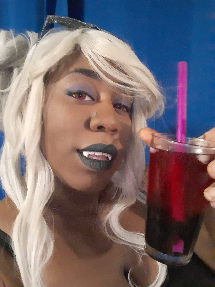 kurenaikiba590's tweet photo. Do you want some blood boba?"
#31daysofcosplaymakeup
Day 1: Boba Vamp by @soniastegemann
#31daysofhalloween #31daysofmehronhalloween #31daysofmakeupchallenge #31daysofmakeup #cosplay #makeup #oc #ocs #vampire #boba #bobatea #bubbletea #cosplaygirls #31daysofcosplay #vampires https://t.co/0m94B178sg