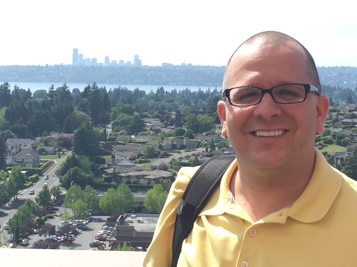 Happy birthday Trent Earnhardt!  Here you are high above Bellevue. There is no limit to the heights you achieve in this awesome ⁦<a href="/TMobile/">T-Mobile</a>⁩ culture.  Nonstop to the Top and sky’s the limit.  Congratulations in advance for leading N FL to #1 in the South this b-day year.