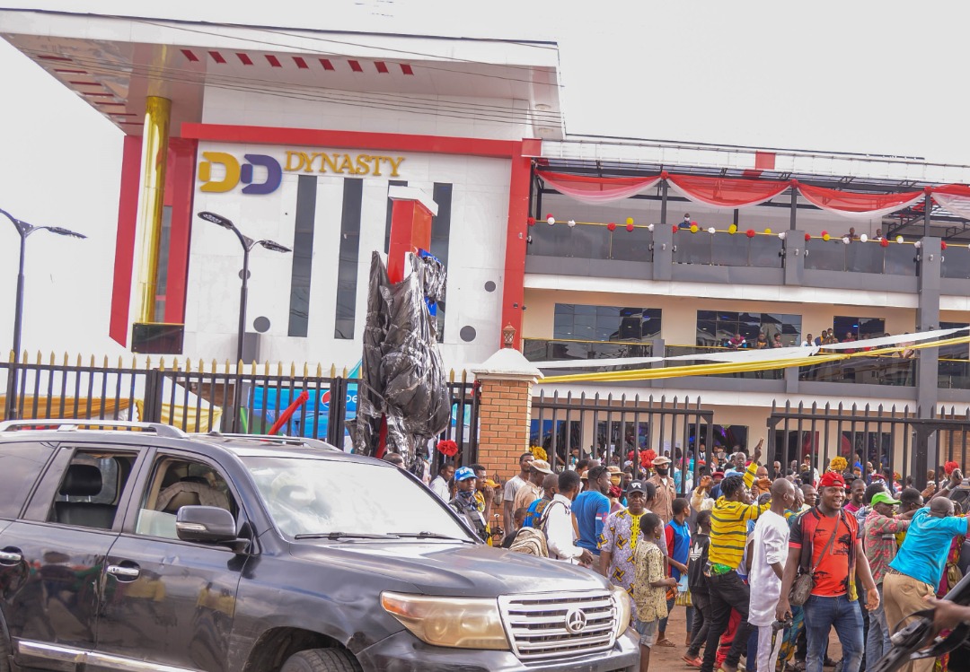 ace1yesboss's tweet photo. @GovernorObaseki assures incentives, durable infrastructure for private investors, as entertainment centre opens in Benin

The Edo State Governor, Mr. Godwin Obaseki, has assured durable infrastructure, security and other incentives to ensure the influx...
https://t.co/koSjZq3tKW https://t.co/IsQDfscHOt
