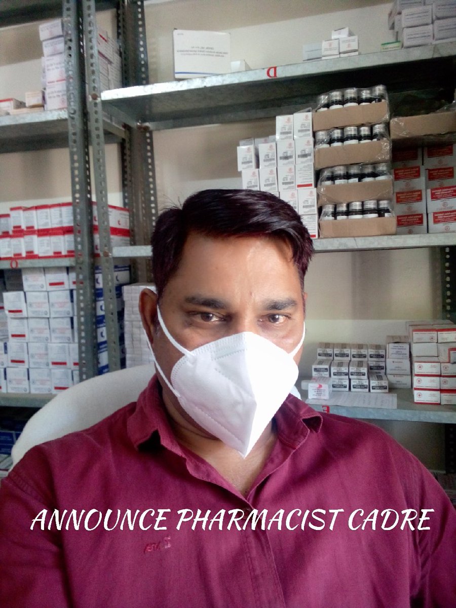 सिर्फ दवा बांटने से कोई फार्मासिस्ट नहीं बन जाता
दवा का ज्ञान जो है ना वो दिन रात जाग कर मेहनत करके कामना पड़ता है
#बापूआओ_फार्मासिस्ट_कैडरबनवाओ
#Gehlotji_ki_no1_mndy
<a href="/ashokgehlot51/">Ashok Gehlot</a> 
<a href="/RaghusharmaINC/">Dr. Raghu Sharma</a>
<a href="/DrArchanaINC/">Dr. Archana Sharma</a> 
<a href="/RajCMO/">CMO Rajasthan</a>
<a href="/_lokeshsharma/">Lokesh Sharma</a> 
<a href="/DrSanjeevRajp4/">Dr Sanjeevv Rajpurohit</a> 
<a href="/rohanrgupta/">Rohan Gupta</a>