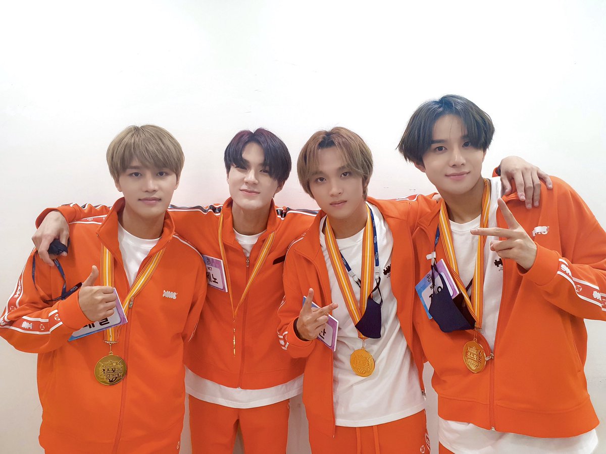 NCTsmtown tweet picture