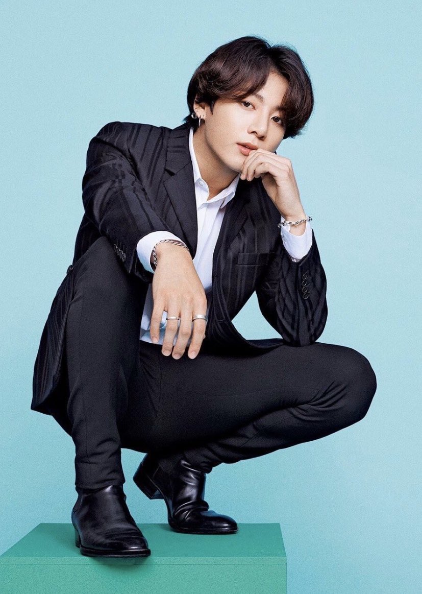Se3saw_'s tweet photo. COMO ANDAN CON EL STREAM???? 

#DynamiteNewSingle
#BTSxSavageLove #SavageLoveRemix 
@BTS_twt https://t.co/qUPJQ3Y9qs