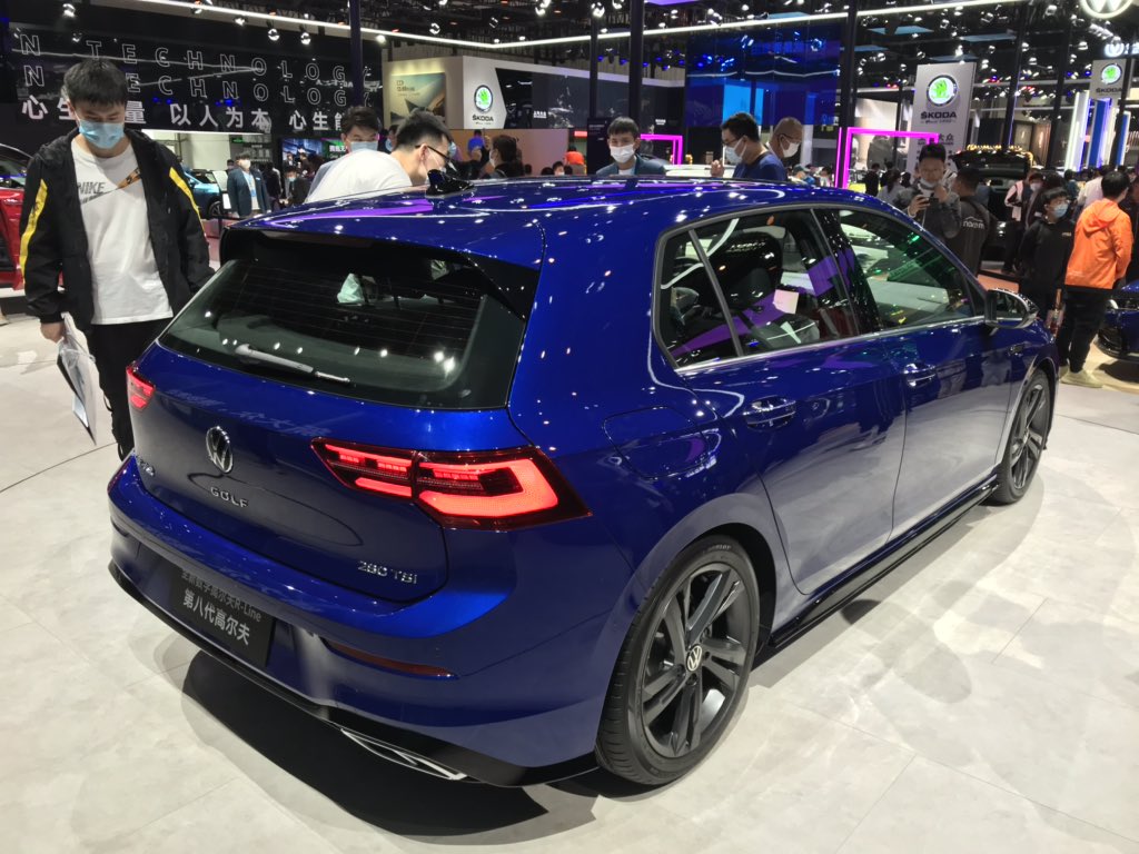 Kk Golf 8 だいぶプレミアム感が増しましたね この色大好き