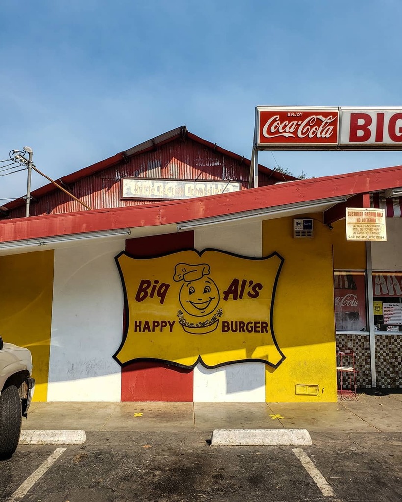 grimace_ing's tweet photo. Big Al's Happy Burger.

#bigals #happyburger #everydayCA https://t.co/zugjmvN7AW https://t.co/EMYA8dfa3b