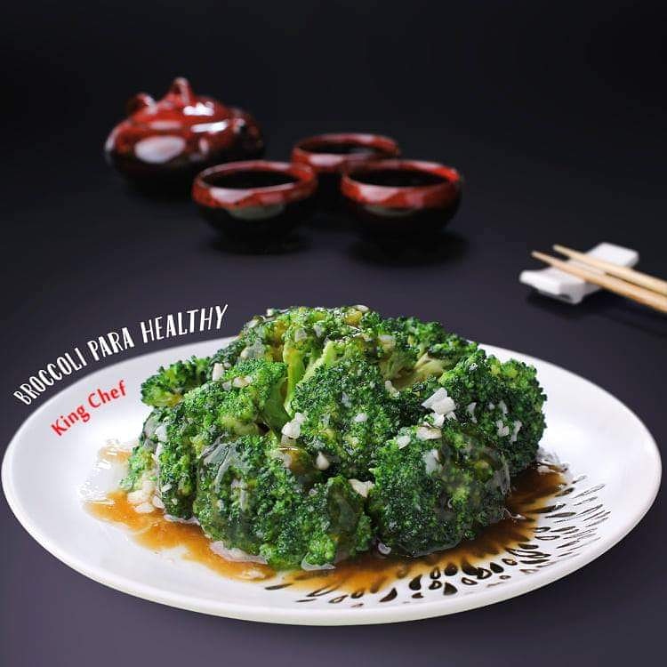 kingchefph's tweet photo. Feeling a bit peckish but don't want to ruin the diet? Pwede naman! We've got loads of dishes for you, like our stir-fried, crunchy Broccoli with Oyster Sauce!

Masarap na, healthy pa! San ka pa? Order now at https://t.co/UXqZa0DGFD 

#FoodieFridays https://t.co/DxTQhX5eyq