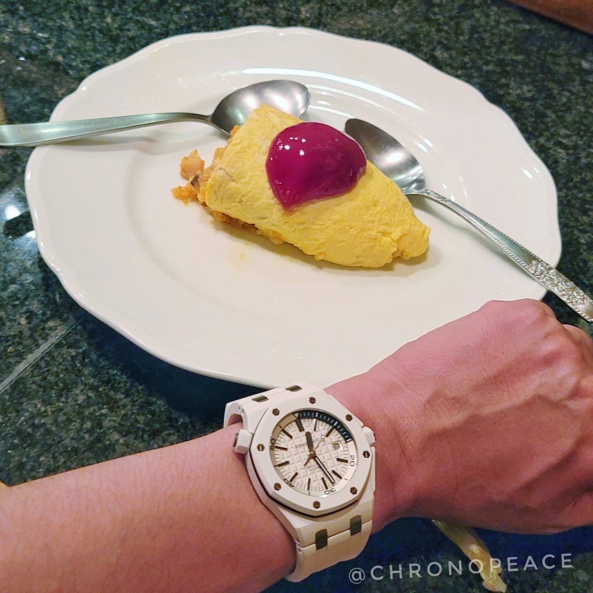 chronopeace's tweet photo. オフショアダイバーオムライス。 Offshore Diver Omelet Rice.
#15707cb #audemarspiguet #royaloak #audemarspiguetroyaloak #オーデマピゲ #ロイヤルオーク #オーデマピゲロイヤルオーク #royaloakoffshore #ロイヤルオークオフショア #royaloakoffshorediver #offshorediver #オフショアダイバー https://t.co/rfMNF2z0Ba