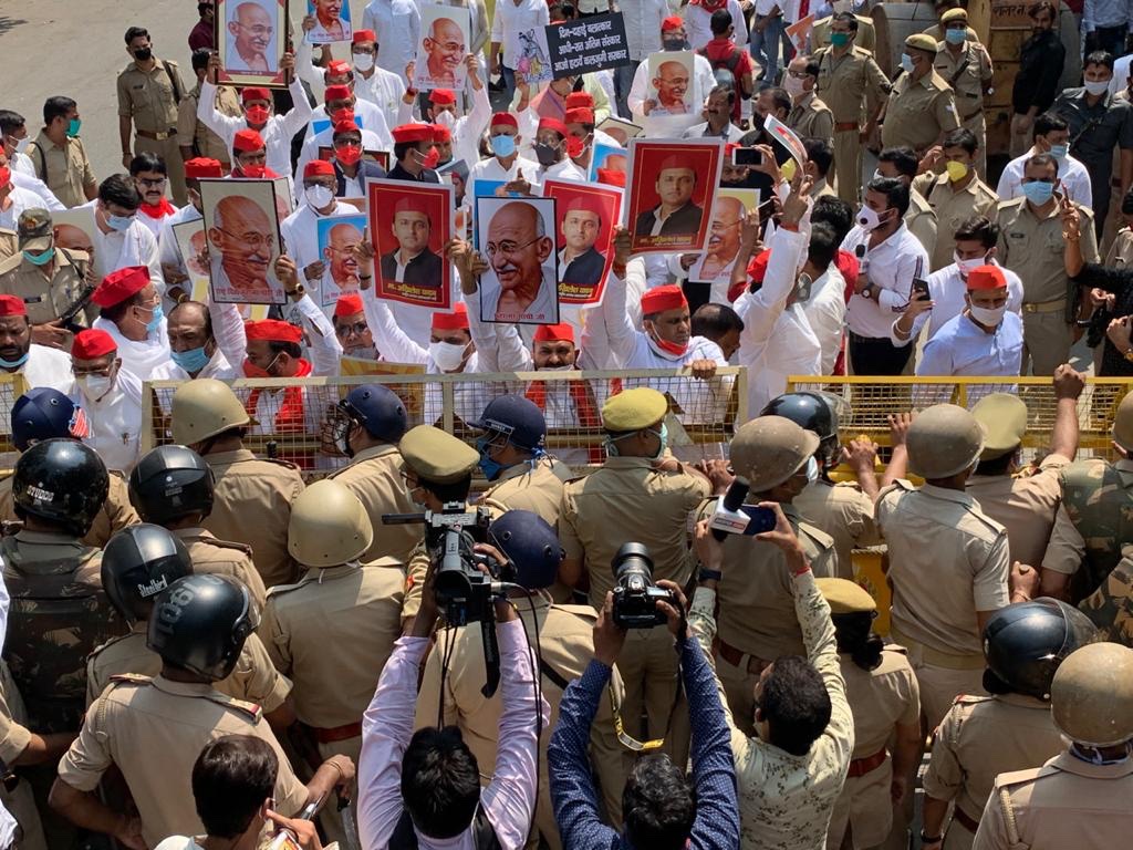 Samajwadi Party tweet media
