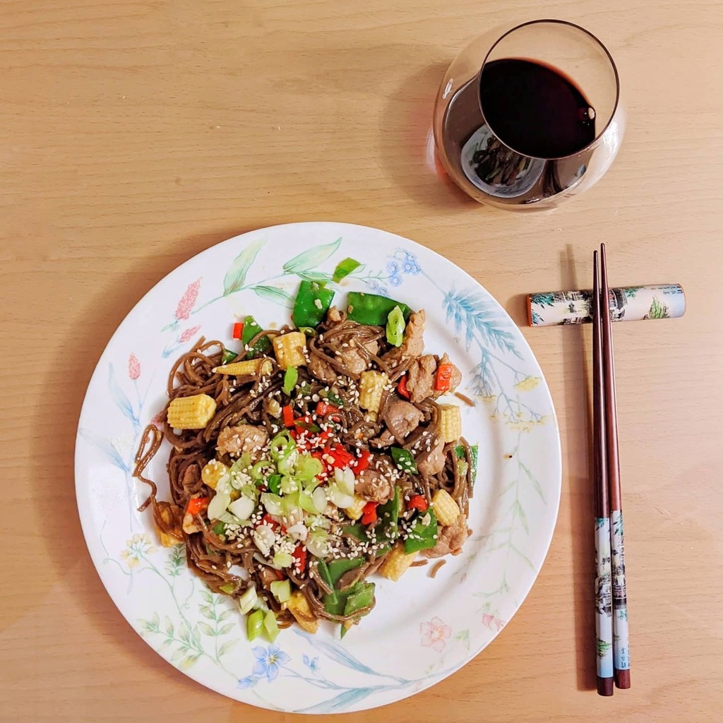 SidewalkSafari's tweet photo. Created the perfect plate with our delicious #DropChef 😍. Like dining out but at home🥂 https://t.co/6oAqdi7xQ7