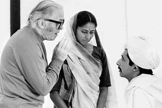 Naseeruddin Shah and Smita Patil auditioned for the role of Mahatma and Kasturba. He wrote in his autobiography that the entire process was a hogwash for the Indian media as Kingsley was already selected by then. Shah eventually played the Mahatma in Kamal Hassan's 'Hey Ram’.