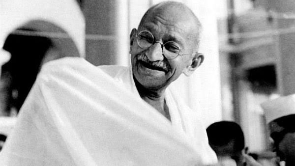TrendPSPK's tweet photo. It just took one committed and selfless man to unite the whole nation and raise national consciousness to fight against British colonial exploitation.

Only if our present politicians had the same commitment towards public good 🙇

#GandhiJayanti #MahatmaGandhi #Bapuji 

🙏 https://t.co/psoK2AxiVW