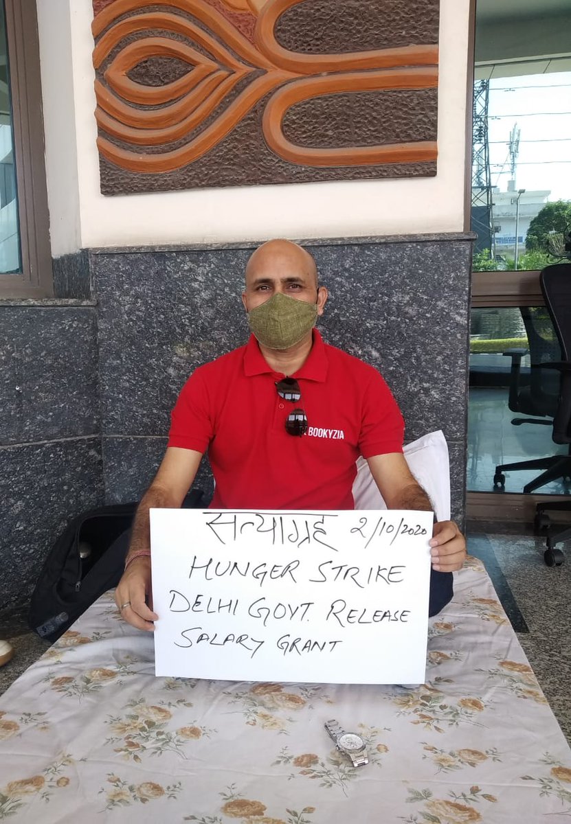 jharajesh's tweet photo. DUTA SATYAGRAHA
सबको सन्मति दे भगवान
*Release Fund of 12 (100% funded) Delhi.Govt Colleges
*Release Salary of Adhoc Teachers of Dyal Singh College (E)
*Give Classes to an Adhoc Teacher of Daulat Ram College
#justicefordrritu https://t.co/So84ZZIQar