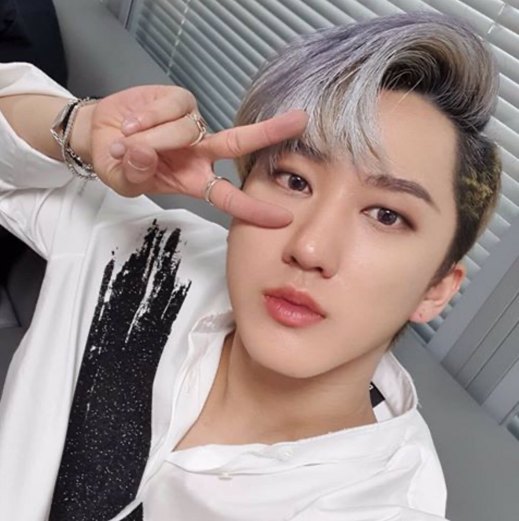 — changbin’s undercut; a very necessary thread  #StrayKids  #skz