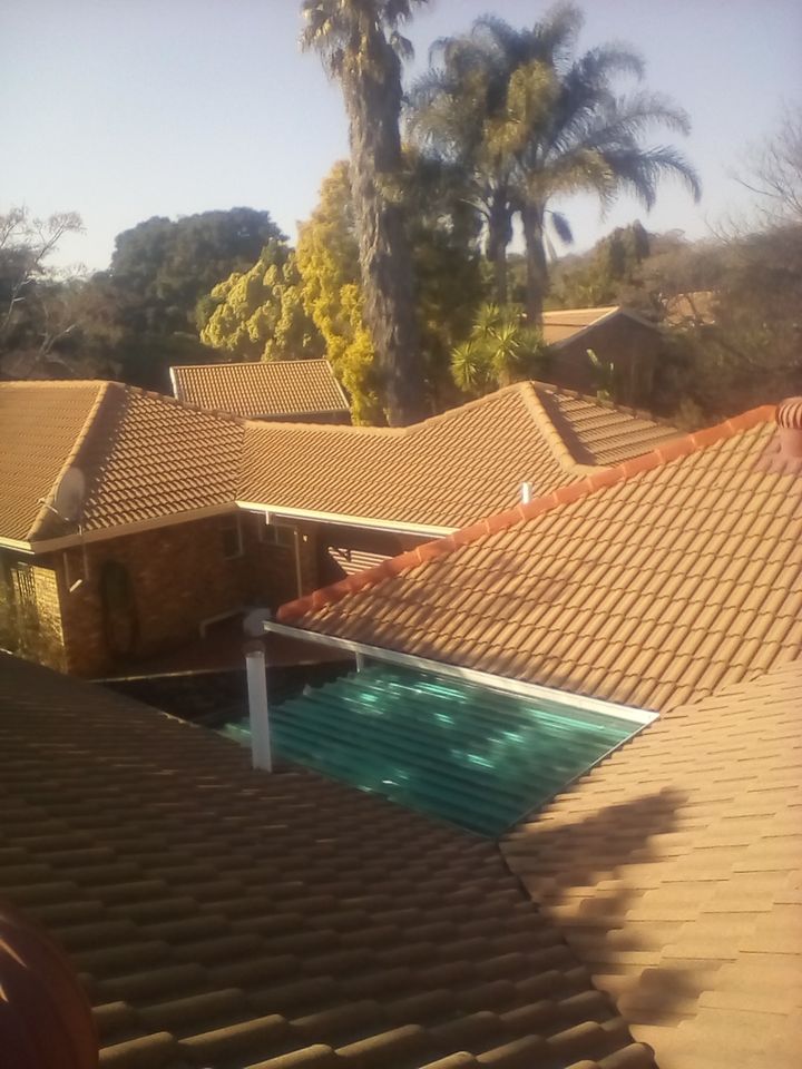 tem_plug's tweet image. Rain season is here, if you need any assistance with:

1) Painting and repainting 
2) Fixing the leaking roof
3) Waterproofing
4) Paving
5) Landscaping  

Drop us a DM or email us on thabaziawa@gmail.com; and we will gladly assist you.