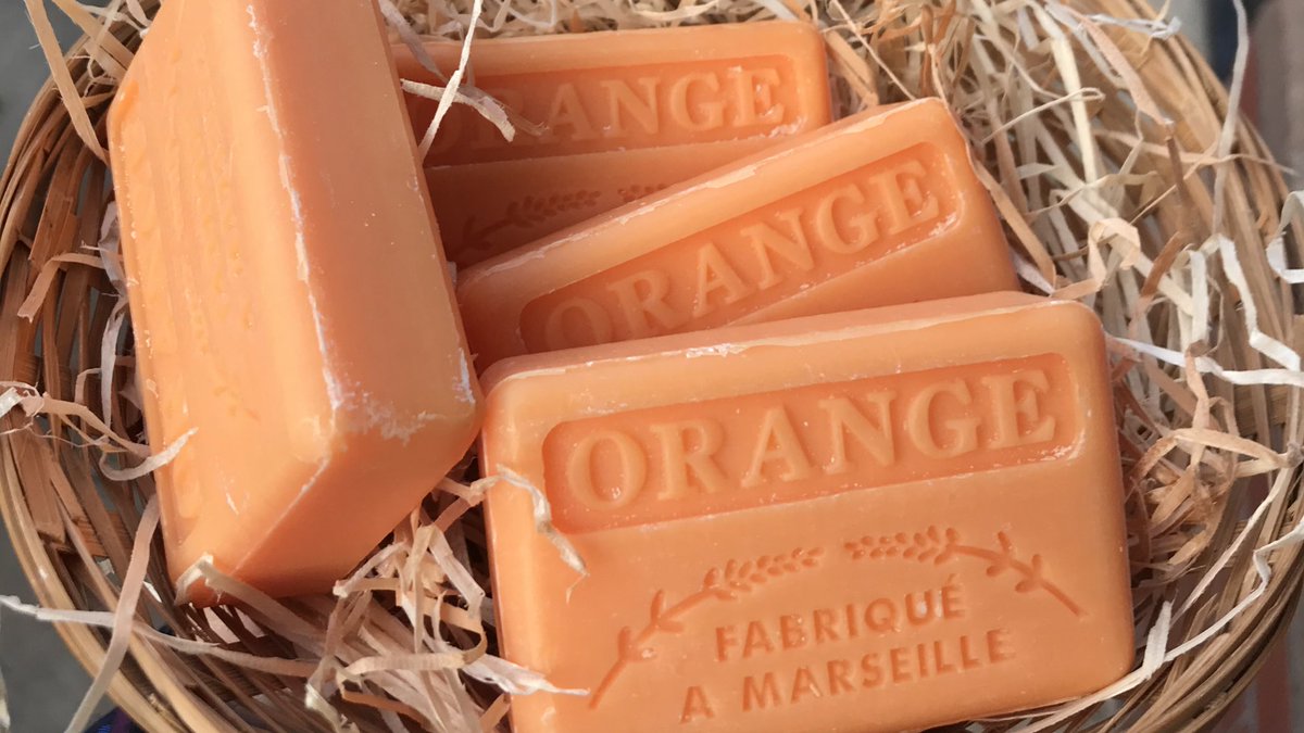 thebrushhouseuk's tweet photo. Treat yourself to this gorgeous Orange #Soap with fabulous 20% off this #October, whilst stocks last 🍊🍊🍊
https://t.co/bUX9jTtBvC
#Frenchsoap #OrangeSoap #OctoberOffer #Gloucester #Orange #SmallBiz https://t.co/RZbSDqXGfo