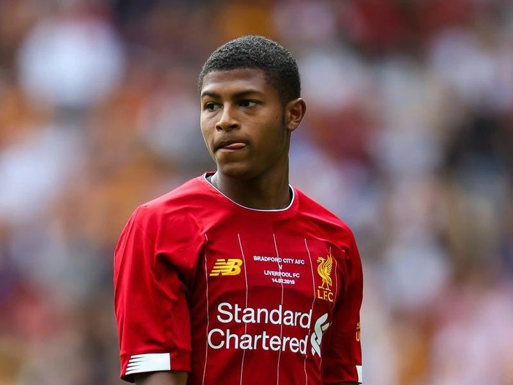 Footballtweet's tweet image. Rhian Brewster 🔜 Sheffield United

Chris Wilder's club will pay £23.5m for the 20-year old, a snip in today's market.

Also, at £4.5m on #FPL, Brewster just became a must-have squad filler.