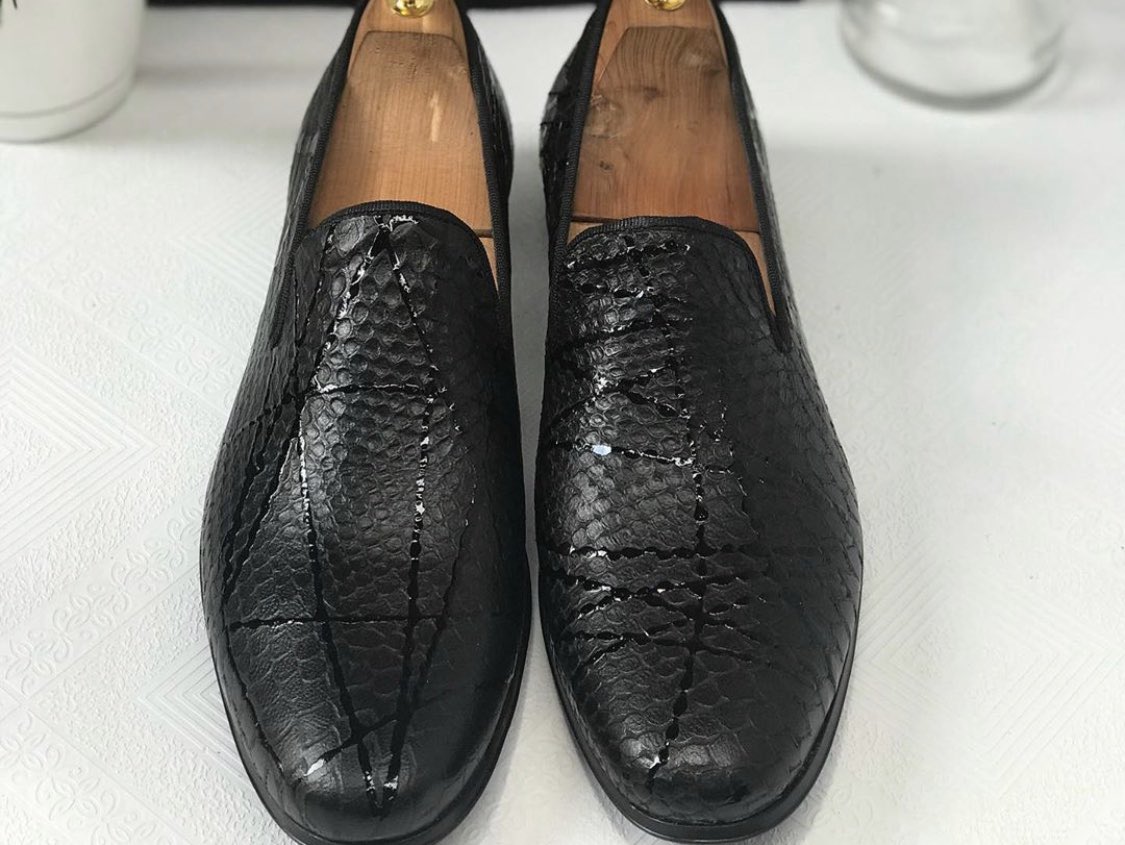 houseofmoba's tweet photo. The snake skin customised loafer 🔥
Available in size 38-47
Available for preorder 
Price 25000 https://t.co/zzltzsA6ka