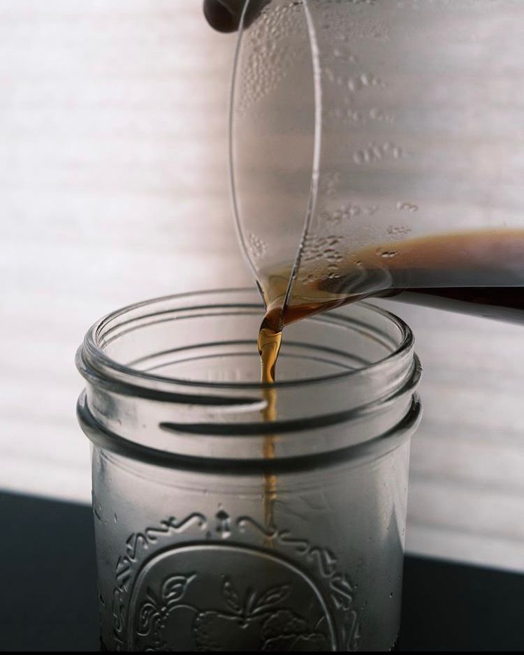 thirdwavewater's tweet photo. Absolutely LOVE this shot from @_taylorbrews! His "mid-week brews" are looking absolutely amazing 😍 thanks for using #thirdwavewater! Let us know your thoughts!
#waterforcoffee #taylorbrews #brewmethod #homebrew #coffeegear #coffeesetup https://t.co/0VZofM4u5J