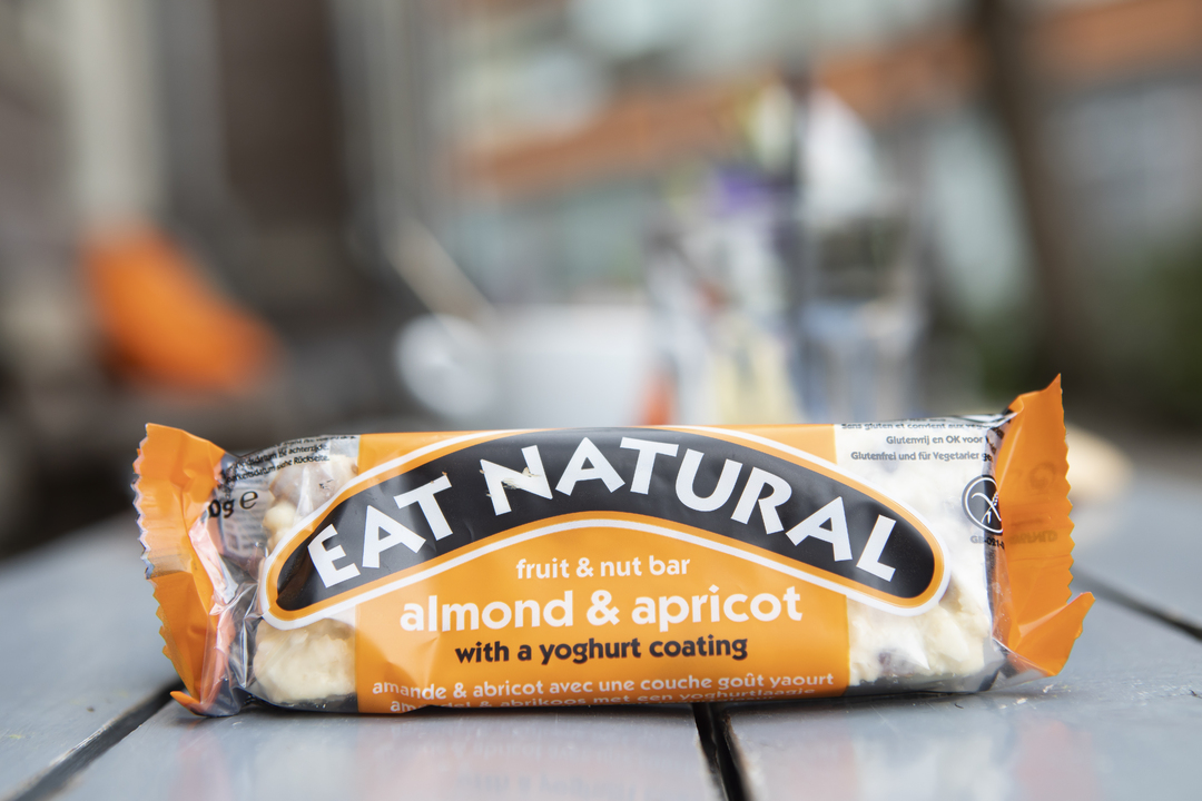 The classic almond &amp; apricot bar…is there anything better? 🧡#snacktime #cerealbar