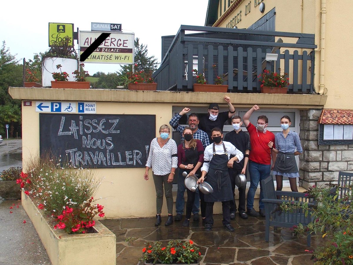 UMIHNA's tweet image. #laisseznoustravailler