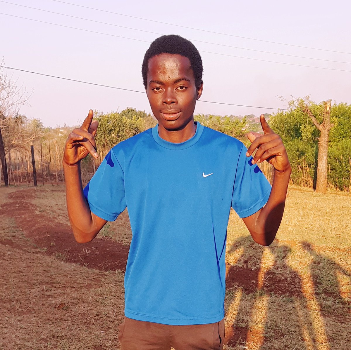 YoungRatow's tweet photo. #NewProfilePic Please support 👌 Young Ratow music visit my wall ♥️🗣️🎙️ https://t.co/FdA8ZelM2z