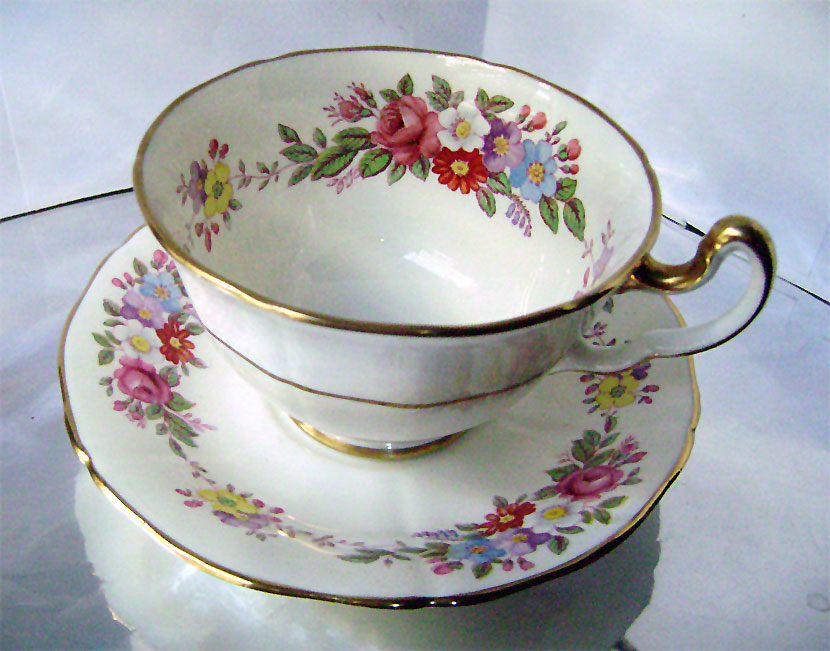 EviVintage's tweet image. #Vintage #Adderley Bone China #Tea Cup &amp;amp; Saucer #Bristol Sprays 1950's By Vintage_Treasures@Bonanza  bit.ly/2LMkzO3