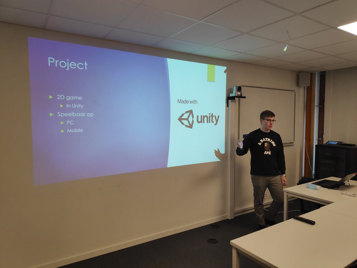 howestprog's tweet image. Deze voormiddag pitchten de studenten van jaarhelft 1 hun Innovative Project. Véél coole, machtige, en innovatieve projecten en topics zien voorbij komen.
We kijken al uit naar jullie einduitwerking!
#graduaatprogrammeren #innovativeproject #makeitwork
