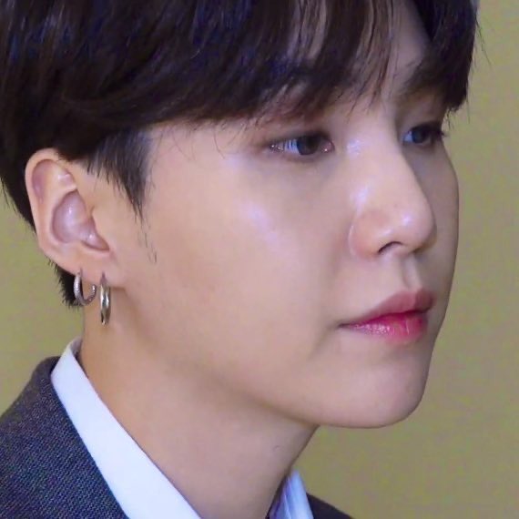 Yoongi being the prettiest human being - a very long blessing thread