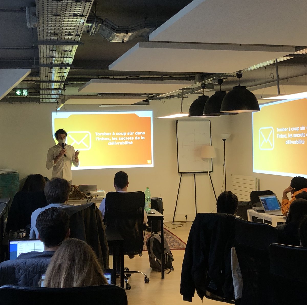 iconoClass - L'école de vente nouvelle génération tweet media